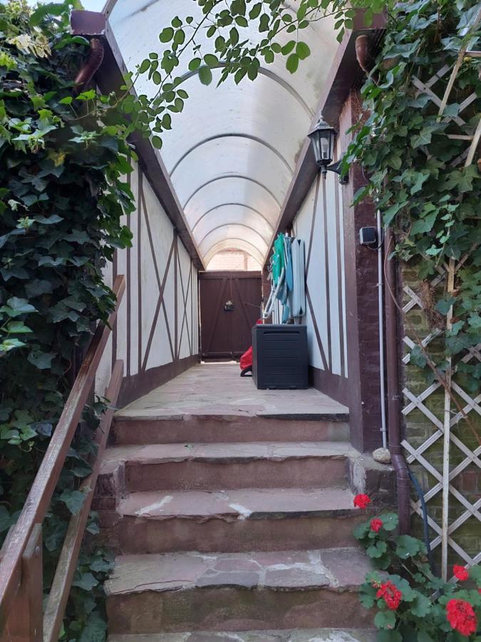 Comme Une Maison, Duplex Terrasse Hypercentre De Trouville 외부 사진